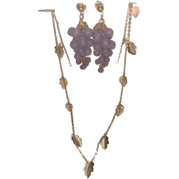 Vintage Grape earring set 🍇 - Picture 7 of 11